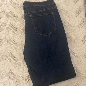 Old Navy 💙 Super Skinny